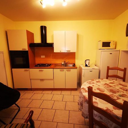 Les Géraniums Appartamento Bains-les-Bains Esterno foto