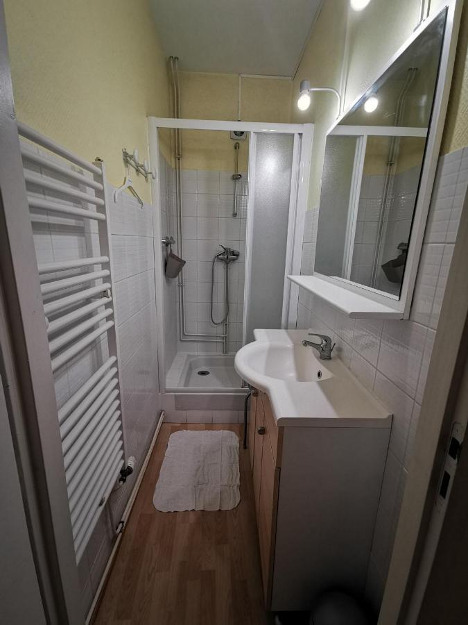 Les Géraniums Appartamento Bains-les-Bains Esterno foto